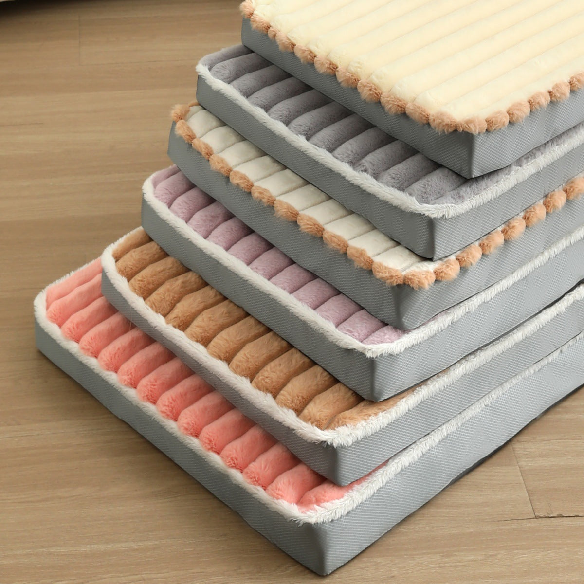 2-Piece Beige Sponge large pet bed - plush dog mat, detachable, washable, anti-slip base(50*40*8cm) Pet Care > Dog Supplies > Dog Kennels Woofy and Whiskers
