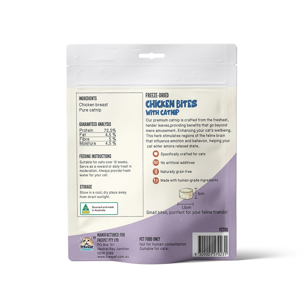 Freecat Premium freeze dried Chicken Bites with Cat grass 50g Cat treats Woofy and Whiskers