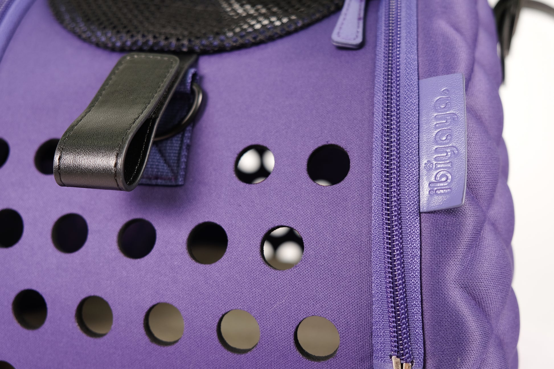 Ibiyaya Collapsible Pet Carrier with Shoulder Strap - Diamond Deluxe Purple Pet Carrier Ibiyaya