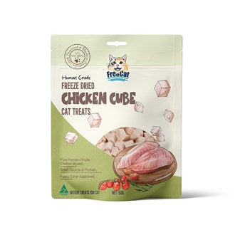 Freecat Premium freeze dried Chicken Bites with Cat grass 50g Cat treats Woofy and Whiskers Chicken cubes