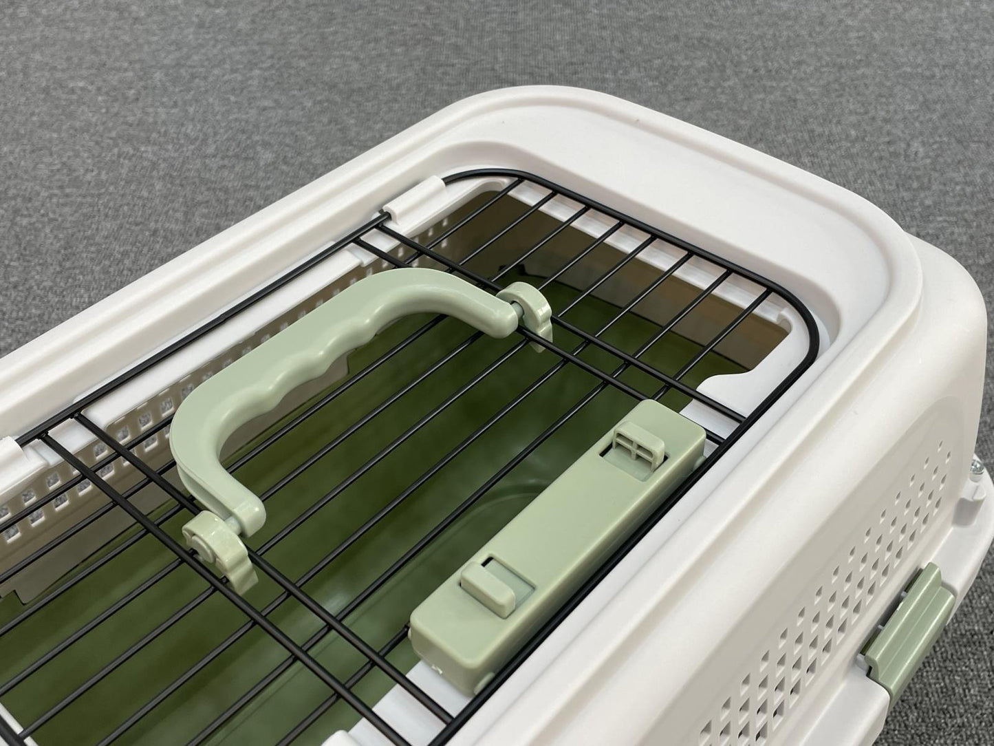 YES4PETS Medium Dog Cat Rabbit Crate Pet Kitten Carrier Parrot Cage Green Pet Care > Dog Supplies > Dog Carriers & Crates Woofy and Whiskers