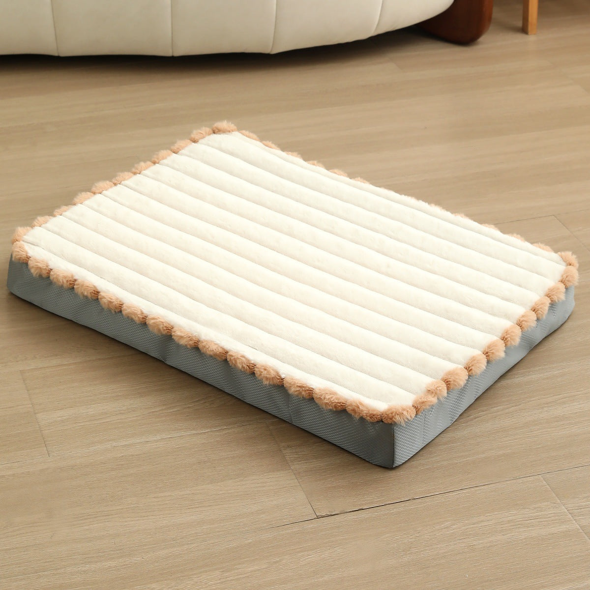 2-Piece White Sponge large pet bed - plush dog mat, detachable, washable, anti-slip base(50*40*8cm) Pet Care > Dog Supplies > Dog Kennels Woofy and Whiskers