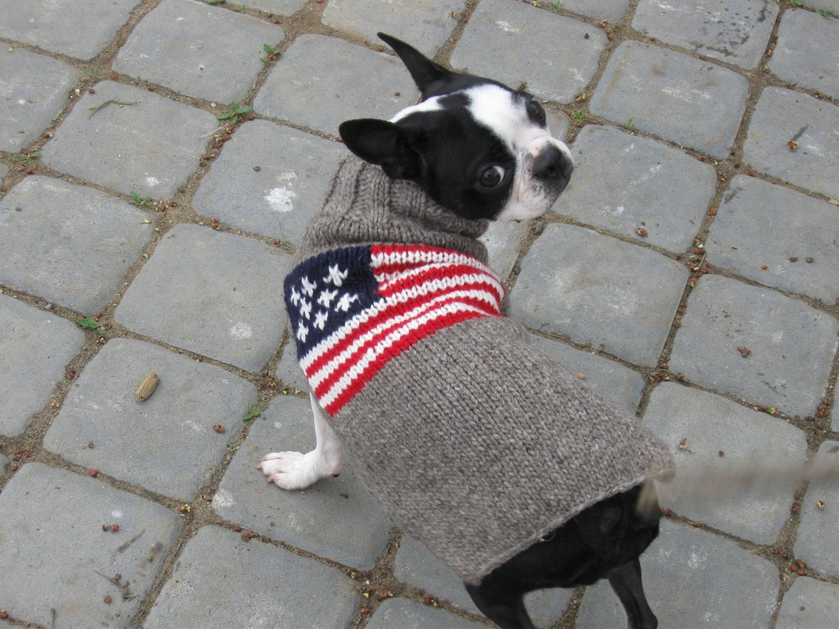 Chilly Dog American Flag Handknit Wool Dog Sweater 100% dog sweater chilly dog M