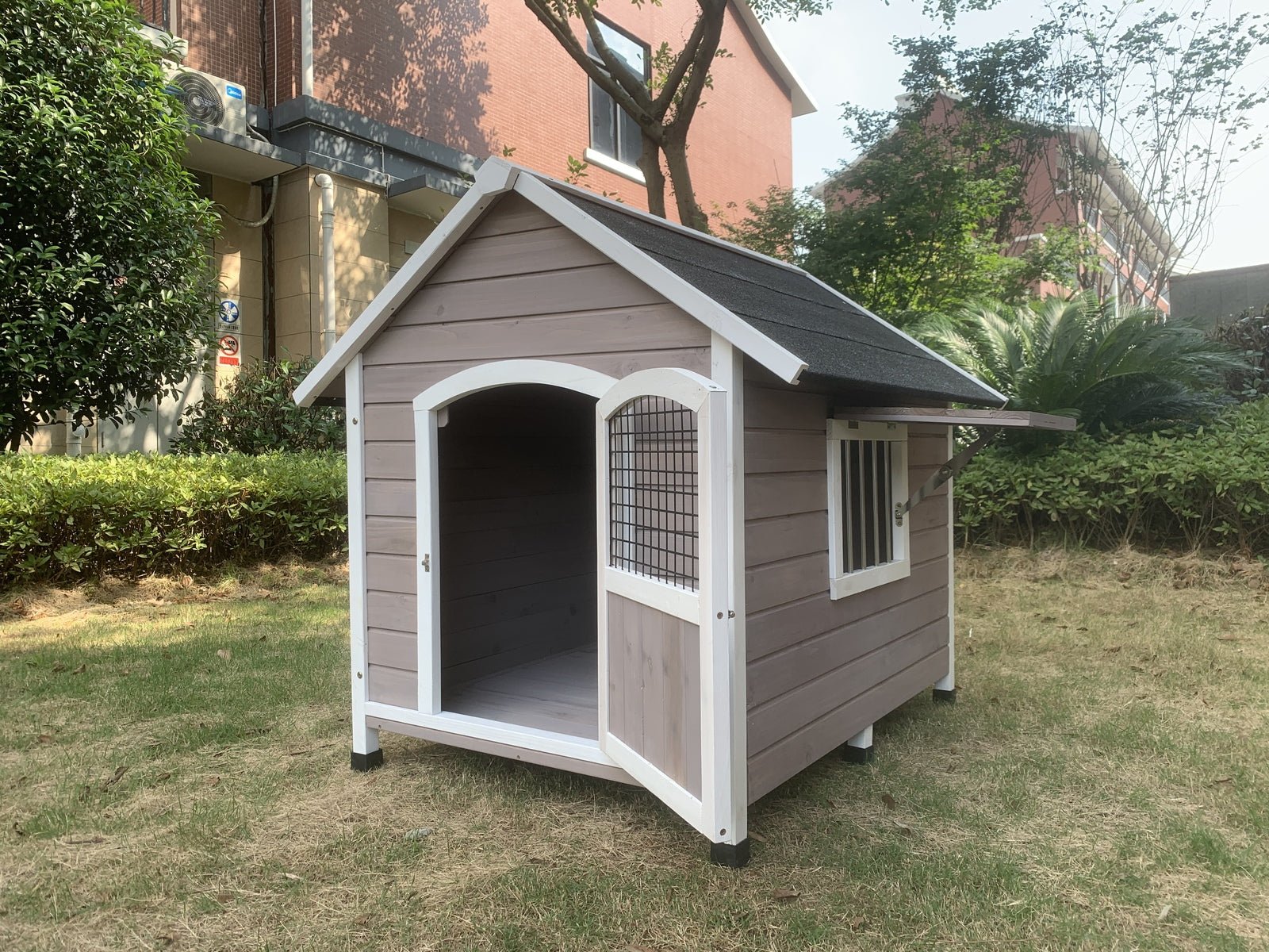 YES4PETS XL Timber Dog Kennel – Grey Cabin With Door Wooden Dog Kennel YES4PETS