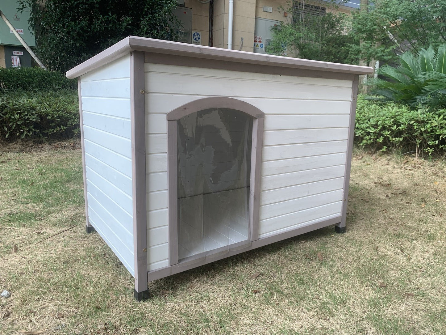 YES4PETS XL Timber Dog Kennel – White Stripe Cabin wooden dog kennel YES4PETS